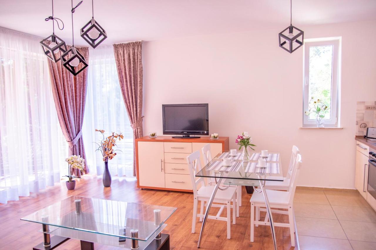 Apartamenty Kornel Pobierowo Exterior photo